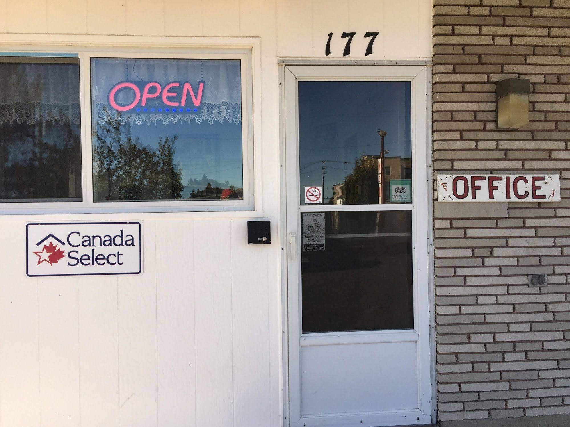 Voyageur Motel Thunder Bay Eksteriør bilde