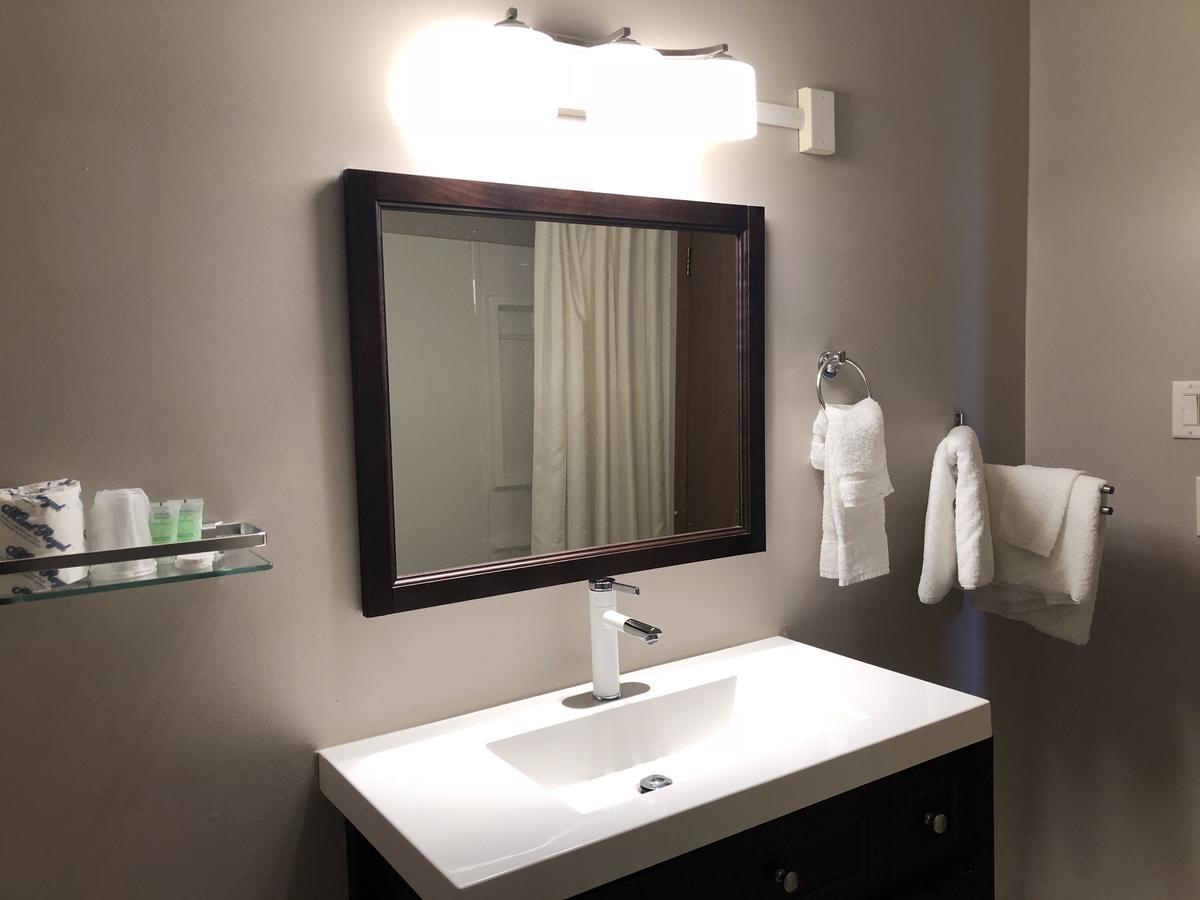 Voyageur Motel Thunder Bay Eksteriør bilde